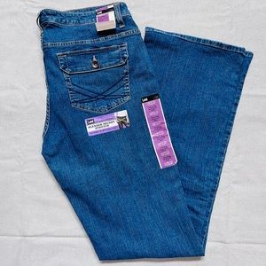 NWT Women’s Lee Slender Secret Boot Cut Jeans Size 14